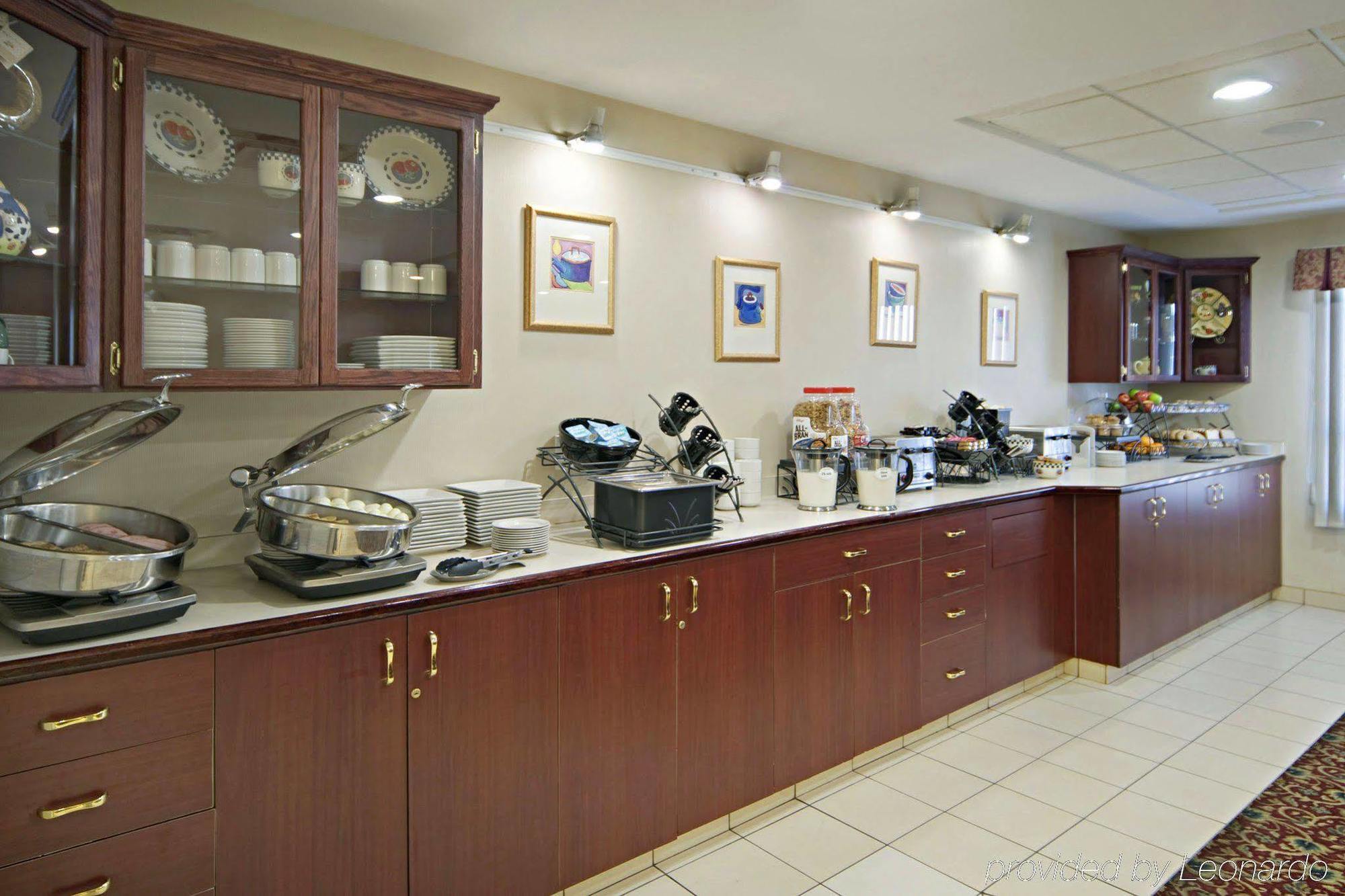 Best Western Plus Red Deer Inn & Suite Restaurace fotografie